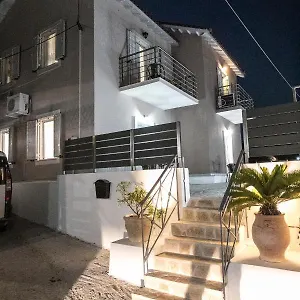 Διαμέρισμα Angelos