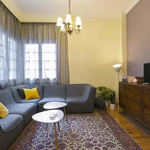 Διαμέρισμα Authentic Retro Flat In Center #feelslikehome